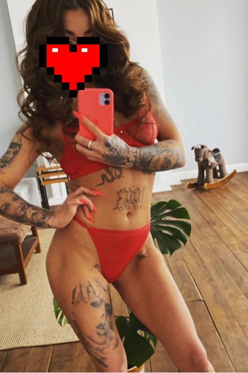 Проститутка и Индивидуалка Вита у метро Звёздная в Питере