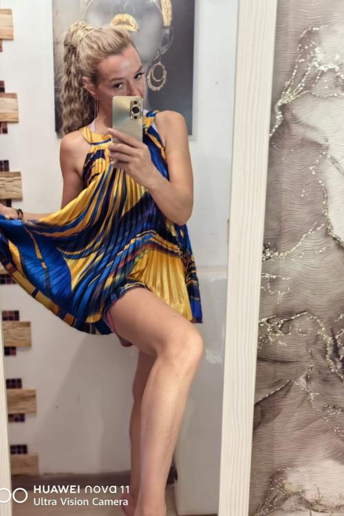 Проститутка и Индивидуалка Света у метро Проспект Славы в Питере