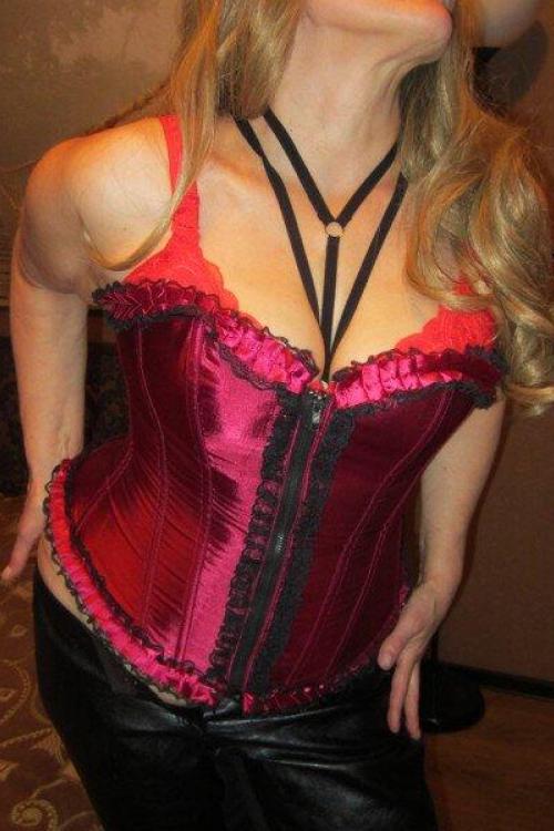 Проститутка и Индивидуалка Виктория ИНДИ у метро Василеостровская Питера