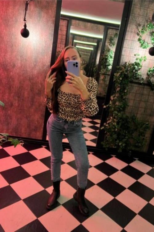 Проститутка Жанна у метро Проспект Ветеранов в Питере