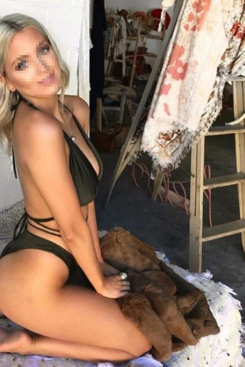 Проститутка Оля у метро Парк Победы Питера