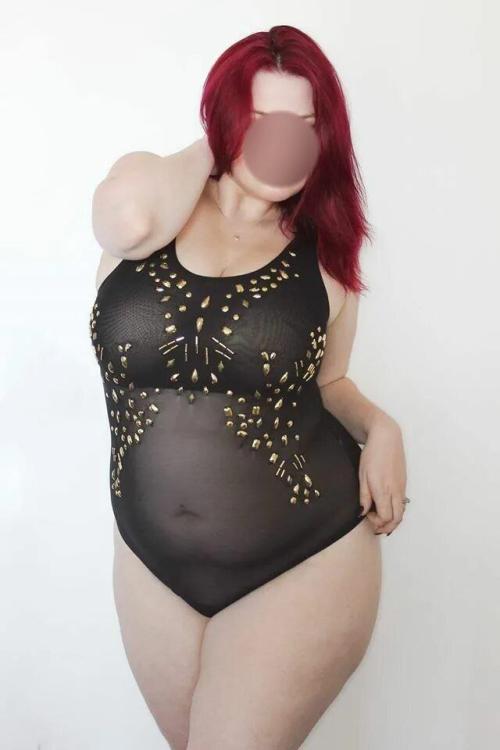 Индивидуалка Алина у метро Купчино Питера