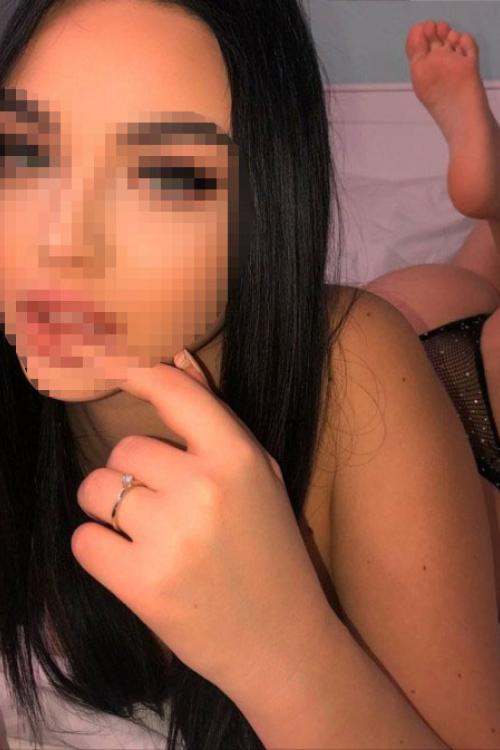 Проститутка Зарина у метро Проспект Ветеранов в Питере