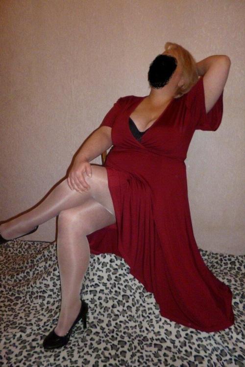 Проститутка и Индивидуалка Валерия у метро Проспект Ветеранов СПб