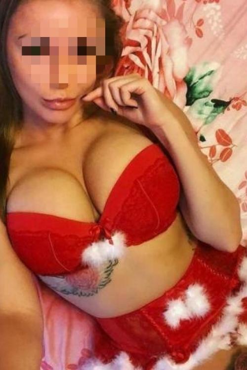 Проститутка Люда Мылышка у метро Шушары в Питере