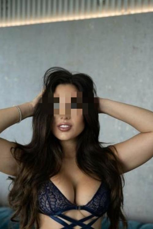 Проститутка и Индивидуалка Алина у метро Проспект Большевиков СПб