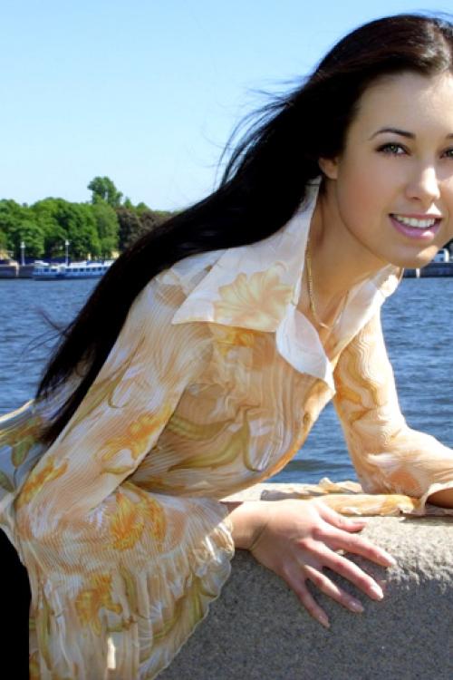 Проститутка и Индивидуалка Камила у метро Владимирская в Питере