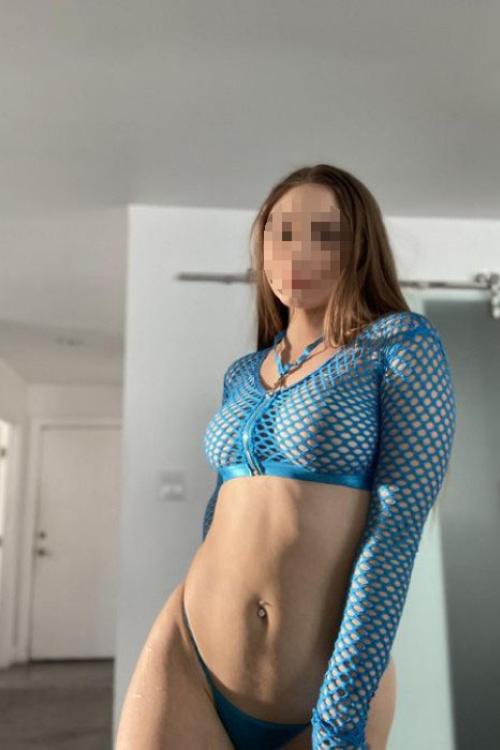 Проститутка и Индивидуалка Кристина у метро Купчино Питера