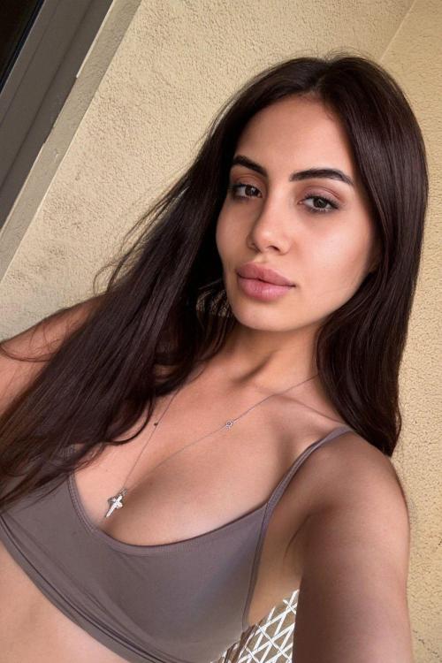 Проститутка и Индивидуалка Мария у метро Лиговский проспект СПб