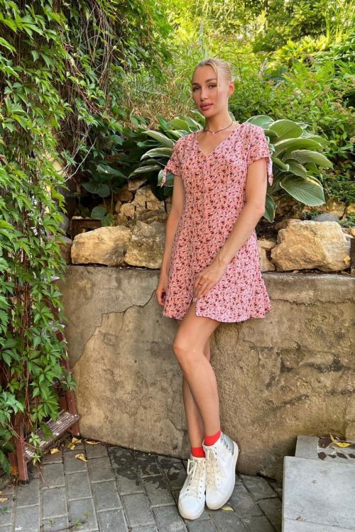 Проститутка и Индивидуалка Маруся у метро Невский проспект СПб