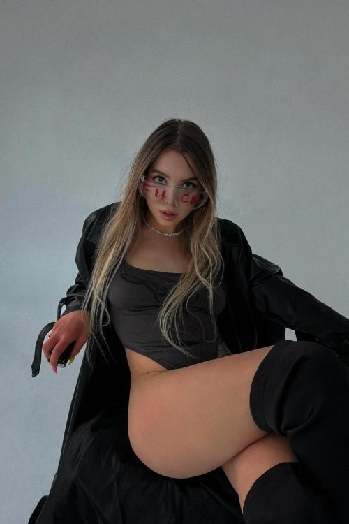 Проститутка и Индивидуалка Мерри у метро Чернышевская СПб