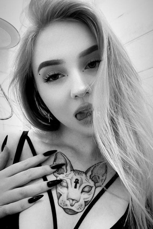 Проститутка Никки у метро Технологический институт-1 СПб