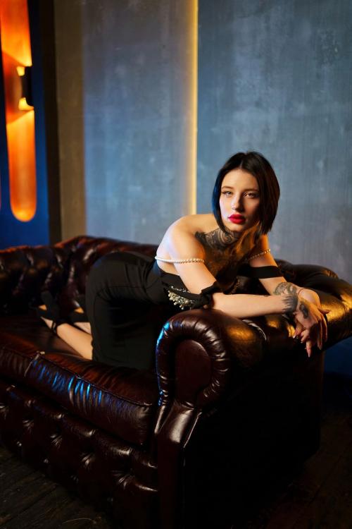 Проститутка и Индивидуалка Николь у метро Чернышевская СПб