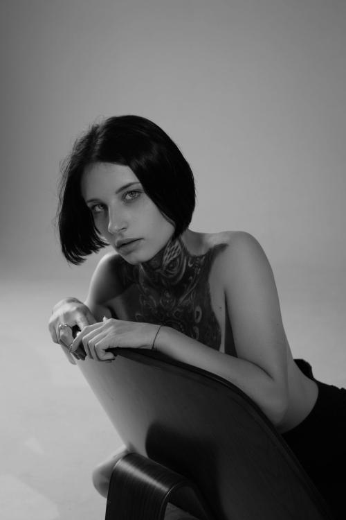 Проститутка и Индивидуалка Николь у метро Чернышевская СПб