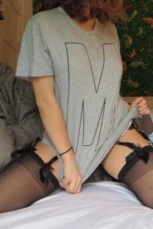 Индивидуалка и Массажистка Лена у метро Горьковская Питера