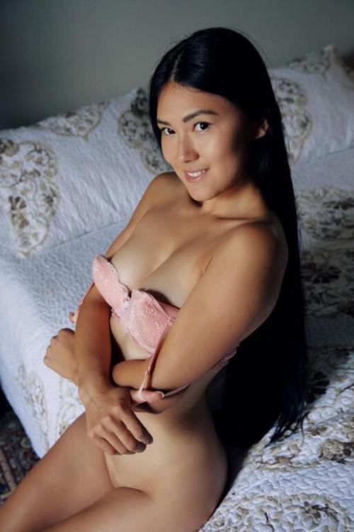 Проститутка и Индивидуалка Саша у метро Новочеркасская в Питере