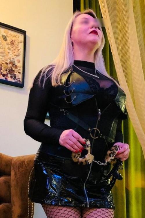 Индивидуалка Света Госпажа у метро Московская в Питере