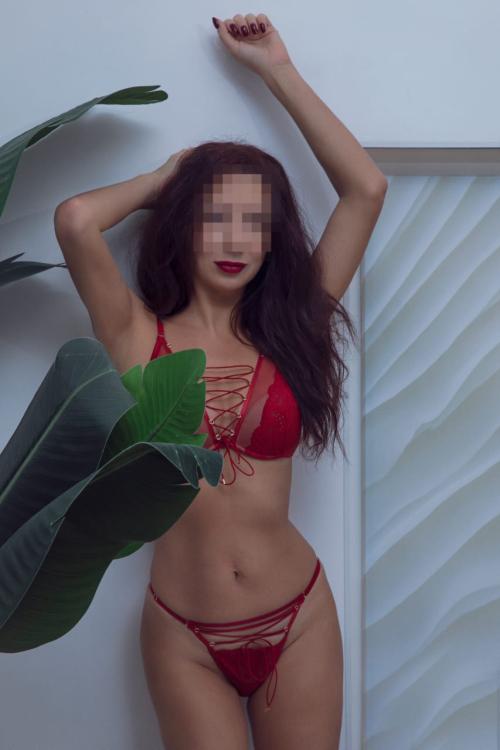 Проститутка и Индивидуалка ВИКТОРИЯ у метро Лесная СПб