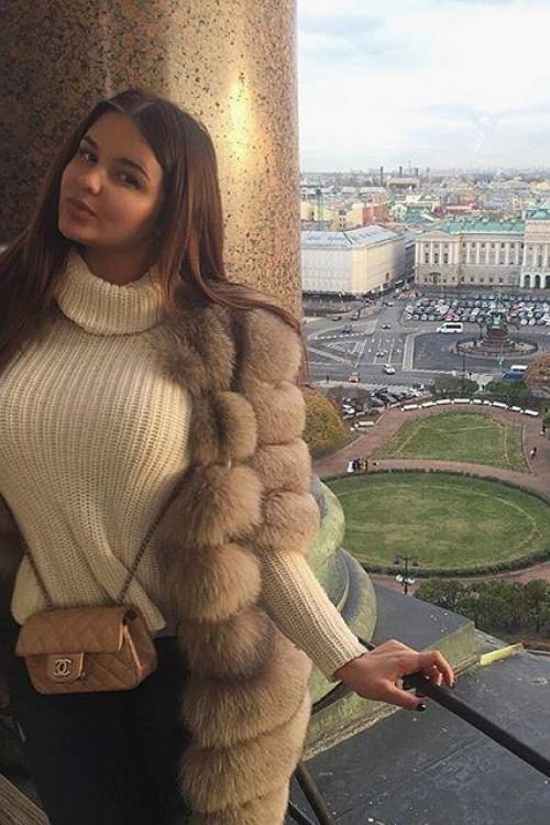 Проститутка и Индивидуалка Юля АНАЛ у метро Чёрная речка СПб