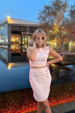 Проститутка Нина у метро Проспект Просвещения СПб