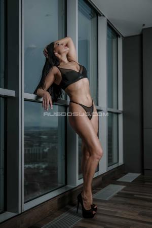 Проститутка и Индивидуалка Вики у метро Международная Питера