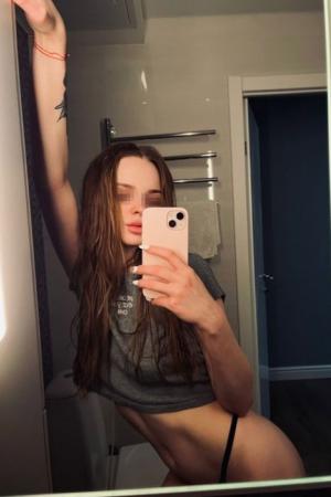 Проститутка Луиза у метро Пионерская Питера